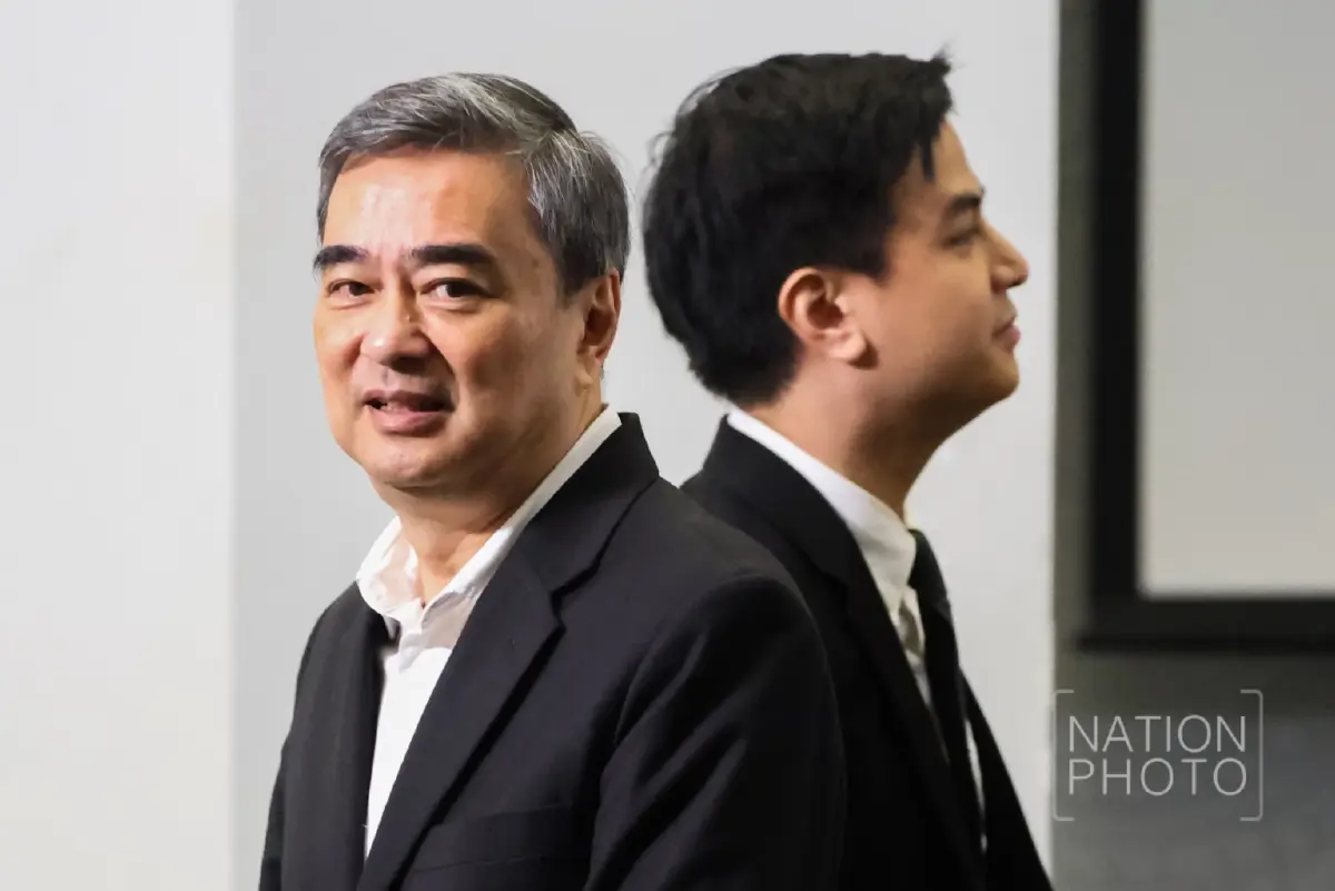 “อภิสิทธิ์" เตือนวิกฤตศรัทธาการเมืองไทย รวบอำนาจยึด สว.-องค์กรอิสระ ทำระบบตรวจสอบอัมพาต—ฟันธงปมฮั้ว สว. 14 ก.ย. ไม่จบแน่!