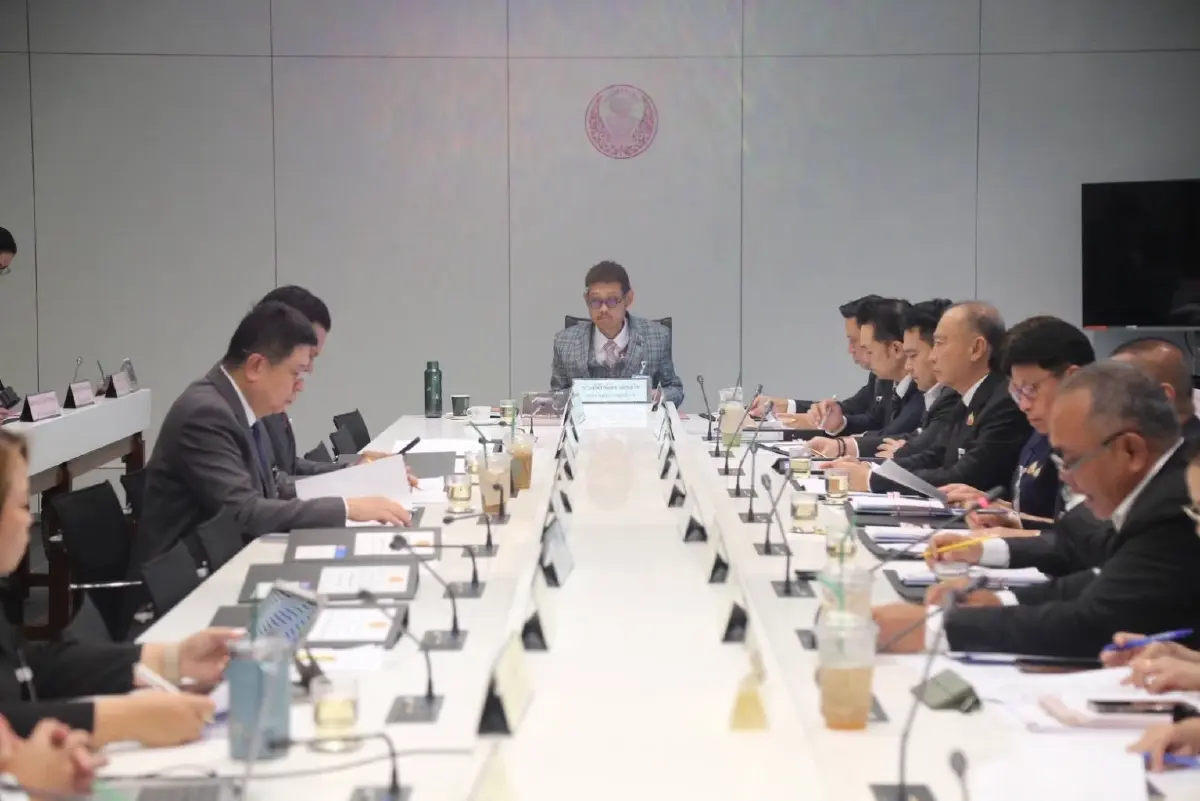 นายพิทักษ์เดช เดชเดโช ประธานคณะกรรมาธิการการป้องกันและปราบปรามการฟอกเงินและยาเสพติด สภาผู้แทนราษฎร
