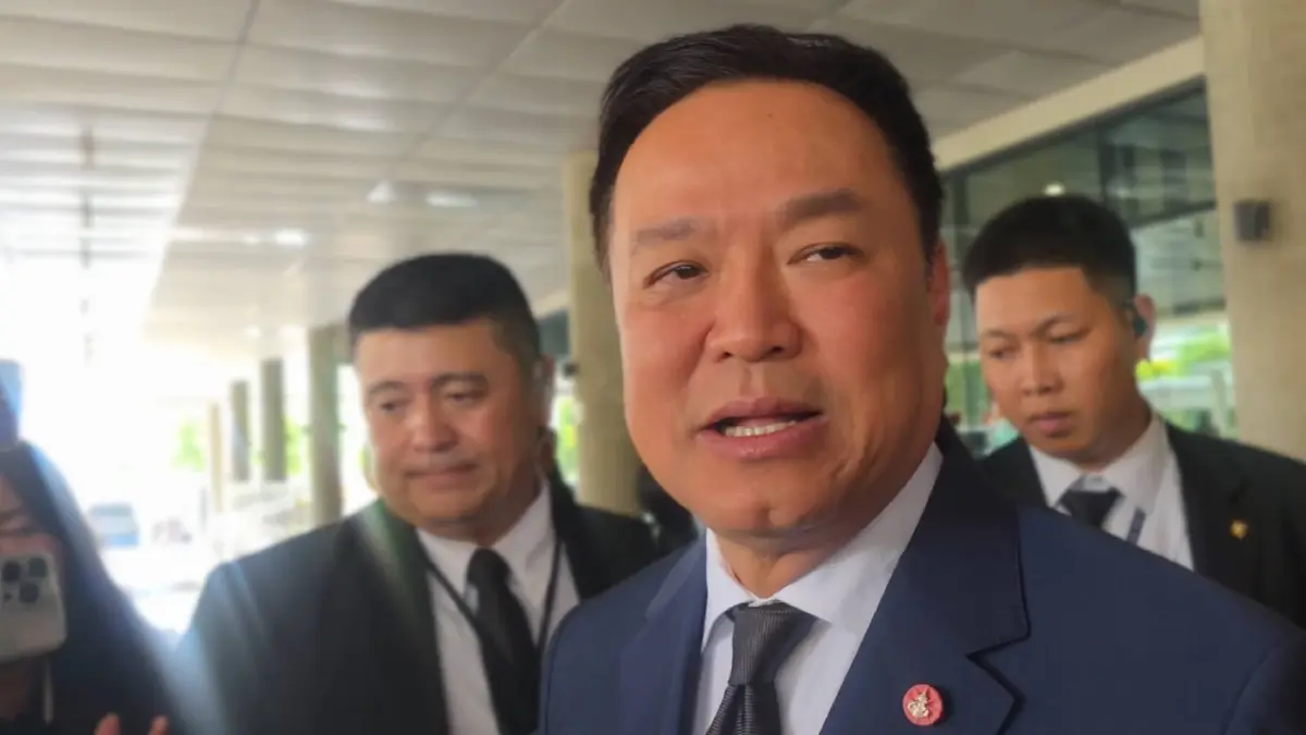 นายอนุทิน ชาญวีรกูล นายกรัฐมนตรีและรัฐมนตรีว่าการกระทรวงมหาดไทย