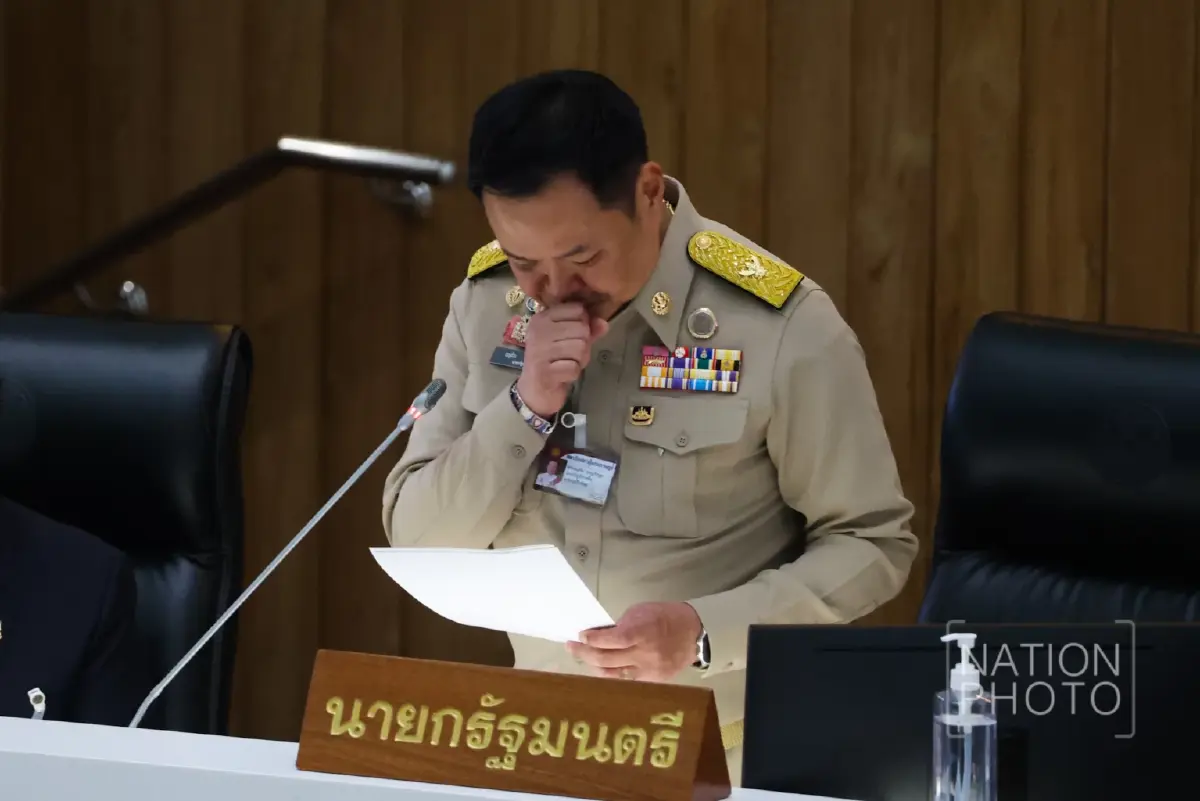  นายอนุทิน ชาญวีรกูล นายกรัฐมนตรี และรัฐมนตรีว่าการกระทรวงมหาดไทย แถลงประกอบ พ.ร.ก.กู้เงิน 