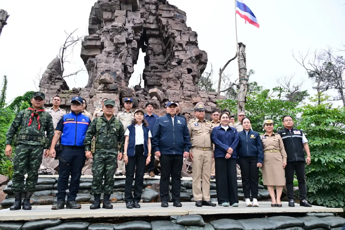"มท.2" ลุยชายแดนสุรินทร์ สั่ง กฟภ.ขยายไฟฟ้า-ขุดบ่อบาดาลเพิ่ม "ปราสาทตาควาย–เนิน 350"