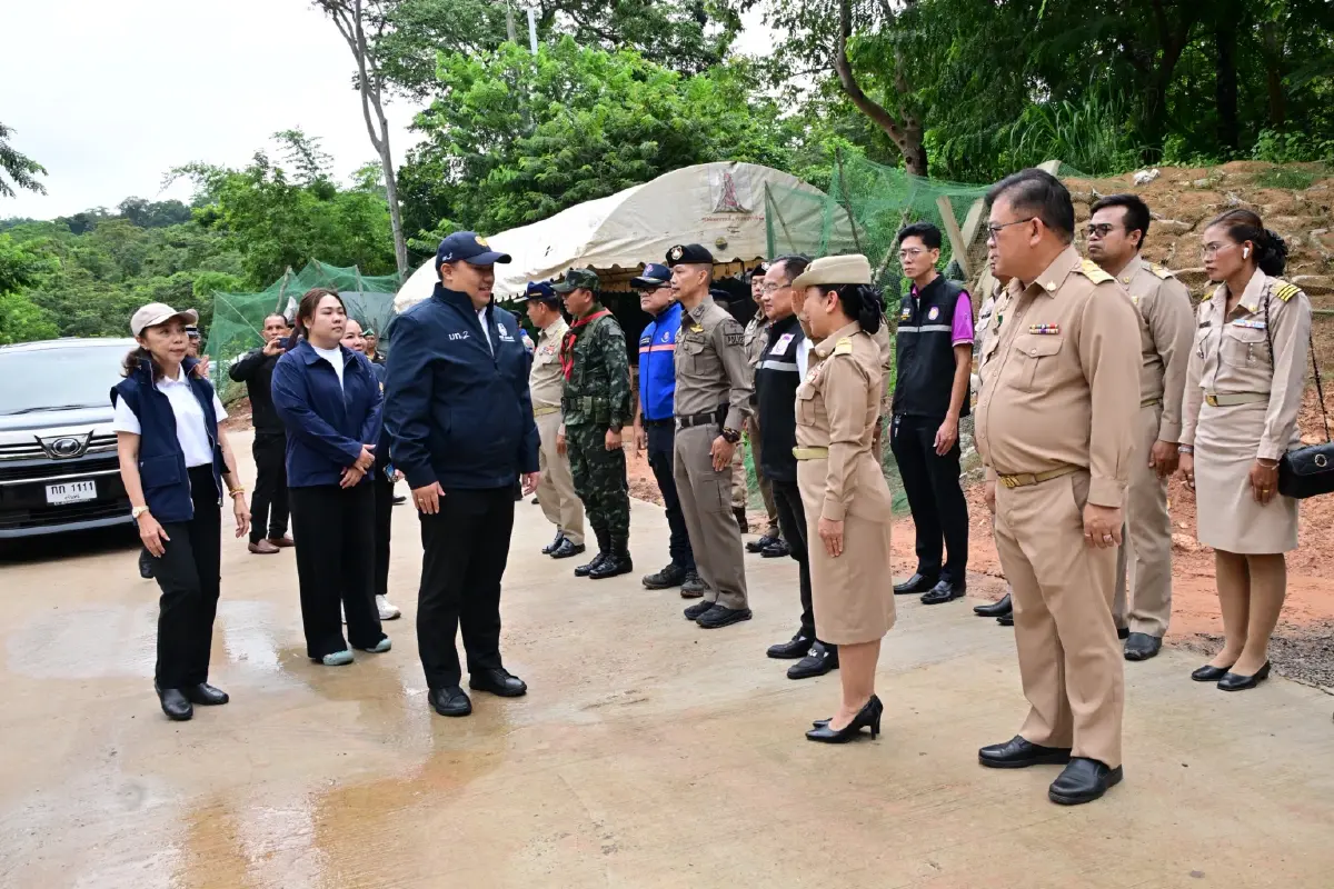 "มท.2" ลุยชายแดนสุรินทร์ สั่ง กฟภ.ขยายไฟฟ้า-ขุดบ่อบาดาลเพิ่ม "ปราสาทตาควาย–เนิน 350"