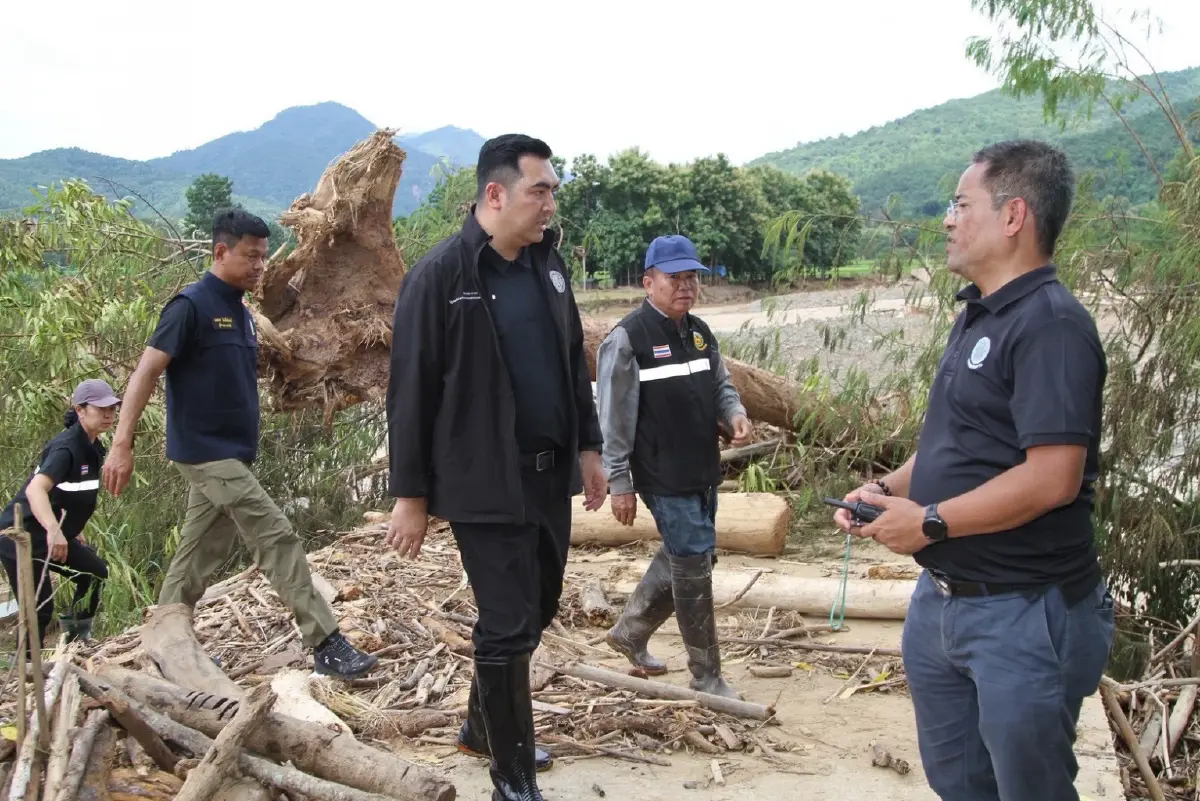 'วัชระพล' ลุยปัว จ.น่าน เร่งสำรวจน้ำท่วม เยียวยาเกษตรกร