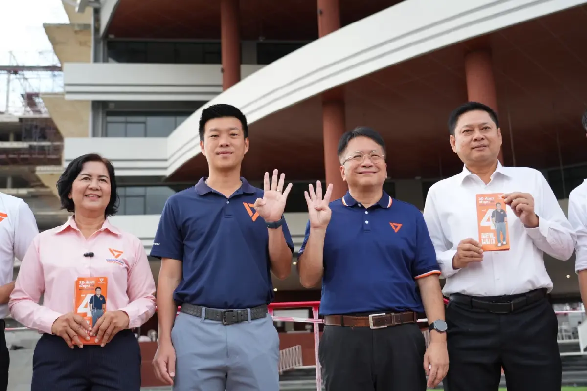 “เท้ง-ณัฐพงษ์” ควง “เดชรัต” รับฟังเสียงคนนนท์ เปิด  "5 นโยบายการศึกษา" ดูแลสวัสดิการ "ครู-เด็ก" เต็มที่