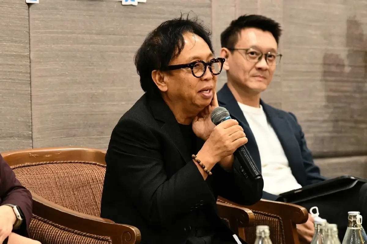 ย้อนประวัติศาสตร์การเมือง! ปชป. เคยฟ้อง กกต. ติดคุกจริง "สาทิตย์" ขู่ถ้ามีรายการ “เป่าคดี ฮั้ว สว.”