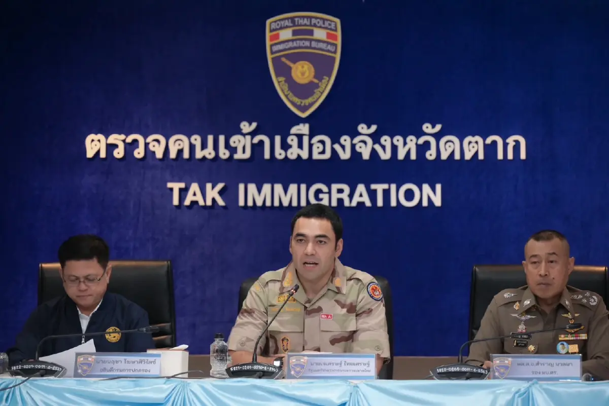 มท.3 "ทลายบัตร 10 ปี เถื่อน" รวบ จนท.–ต่างด้าวทุจริตออกบัตร