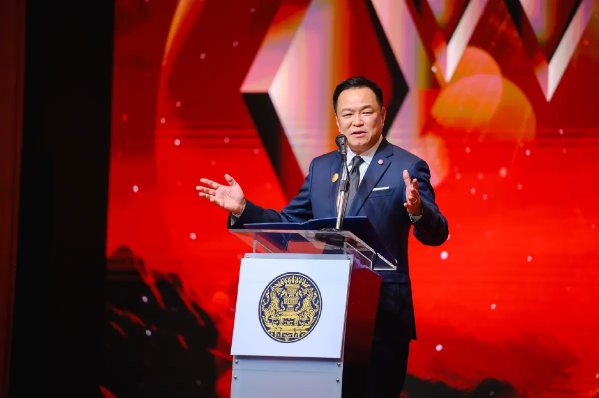 นายอนุทิน ชาญวีรกูล นายกรัฐมนตรีและรัฐมนตรีว่าการกระทรวงมหาดไทย
