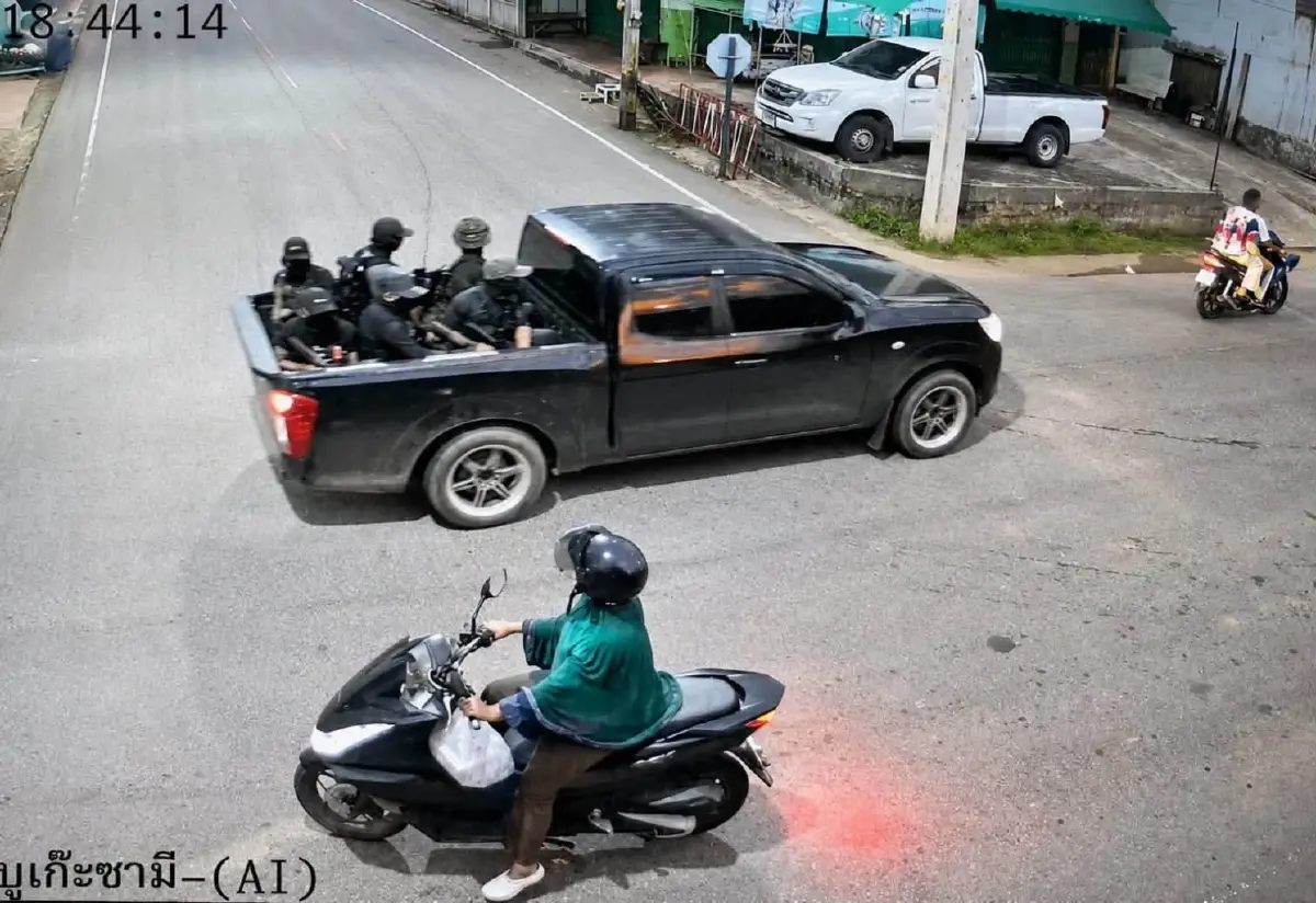 ภาพวงจรปิดคนร้ายบุกโจมตีจุดตรวจทหารพราน 