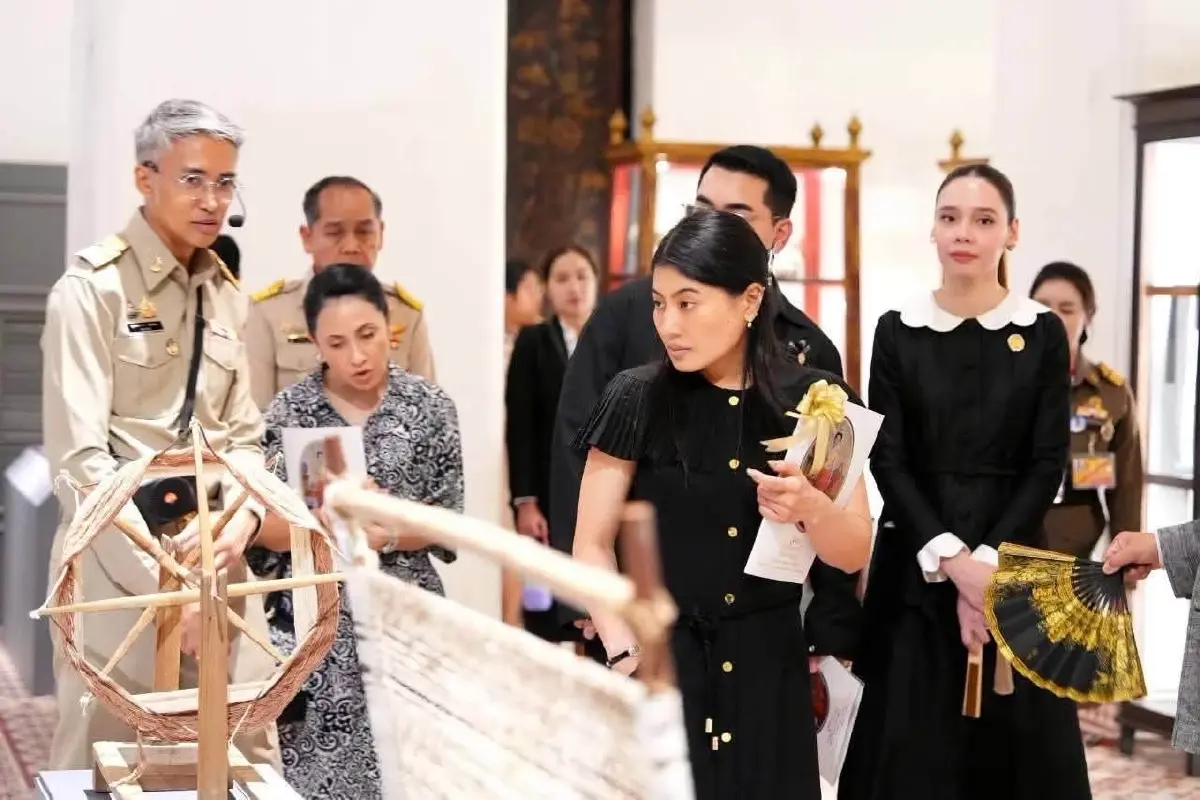 สมเด็จเจ้าฟ้าสิริวัณณวรีฯ เสด็จฯ ทอดพระเนตรนิทรรศการภายในพิพิธภัณฑสถานแห่งชาติ