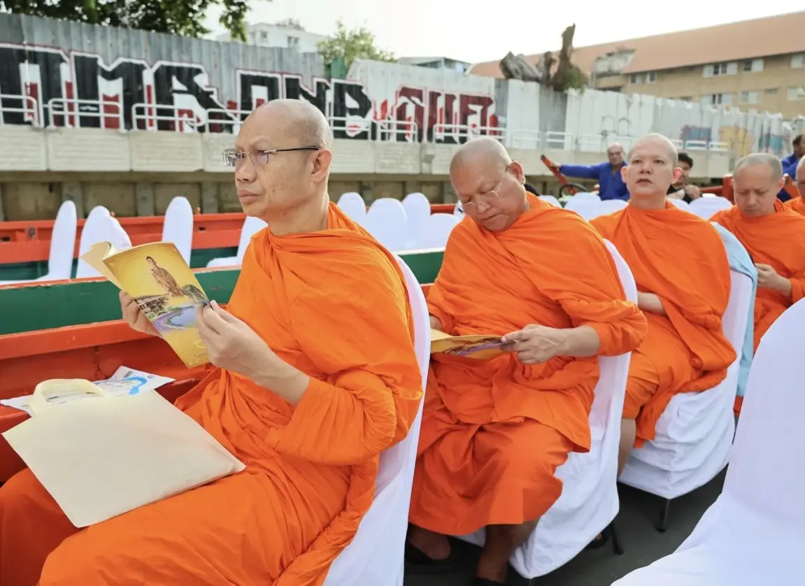 นายกฯ อนุทิน ล่องคลองรัตนโกสินทร์ พระ 120 รูป ฟื้นฟูเมืองยั่งยืน