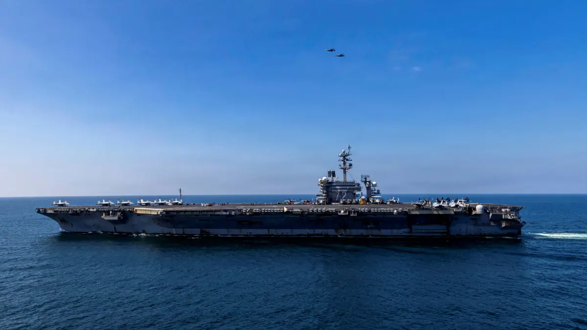 เรือบรรทุกเครื่องบินสหรัฐอเมริกา (USS Abraham Lincoln) 
