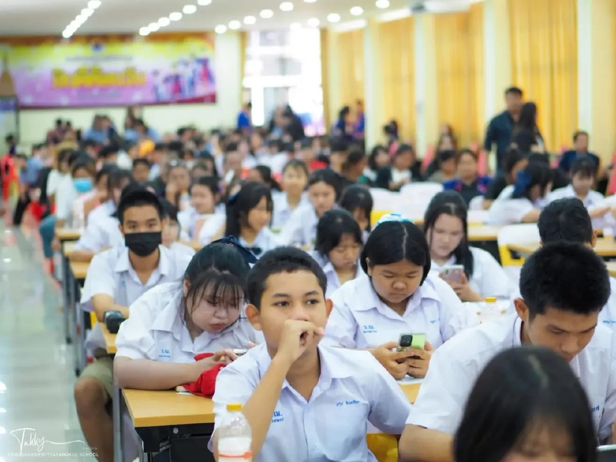 ภารกิจ “ไชยชนก” ลงพื้นที่เรณูนคร ผลักดัน TH-AI Passport