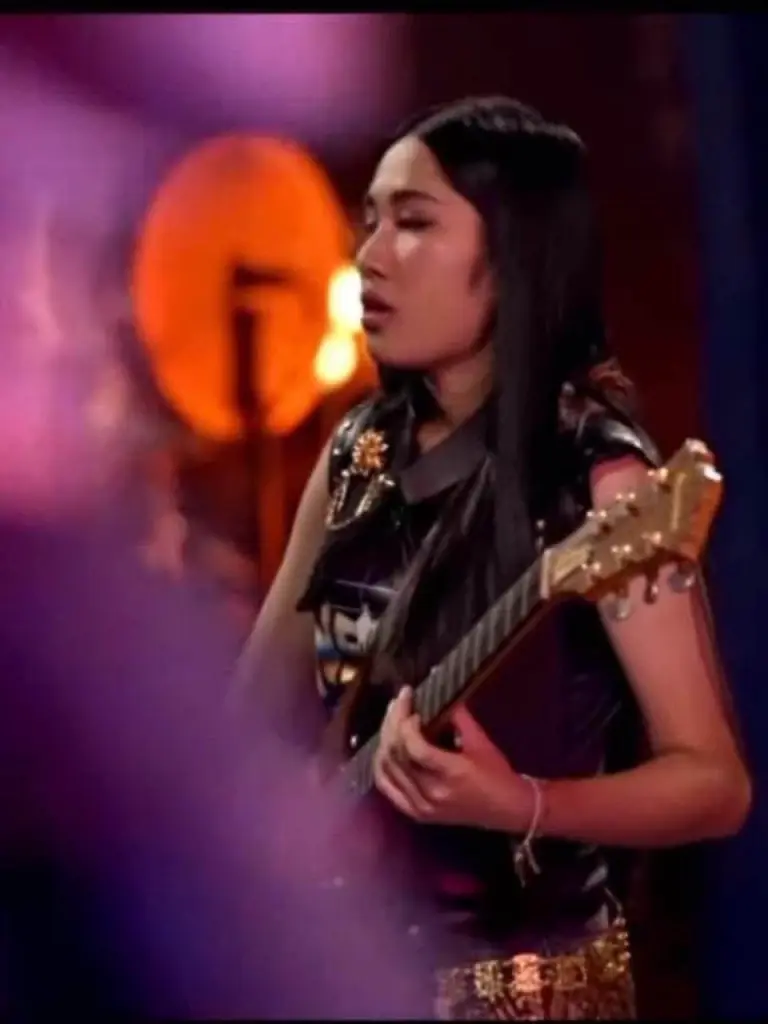 เบื้องหลังเสื้อแจ็กเก็ตสุดเท่! "เนเน่ รอยัล" ใส่เฉิดฉายเวทีโลก AGT แบรนด์ไทย สะกดสายตาคนทั่วโลก