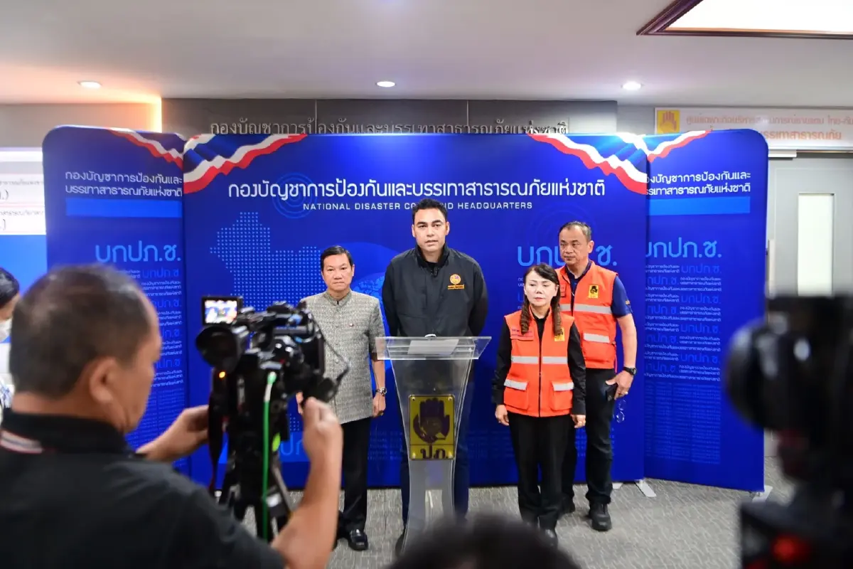 “เจเศรษฐ์-อรรษิษฐ์” ระดมเจ็ตสกี–เรือ–เฮลิคอปเตอร์ช่วยน้ำท่วมน่าน เตือนมวลน้ำถึง อ.เมือง พรุ่งนี้