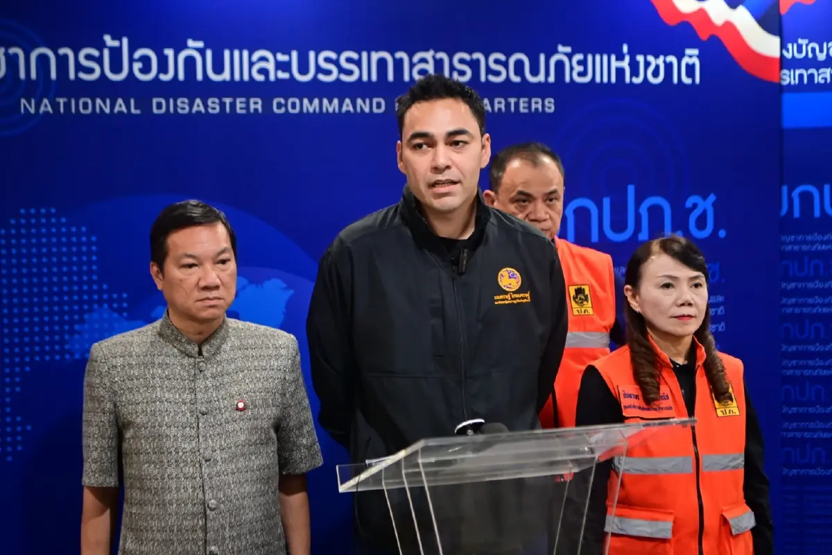 “เจเศรษฐ์-อรรษิษฐ์” ระดมเจ็ตสกี–เรือ–เฮลิคอปเตอร์ช่วยน้ำท่วมน่าน เตือนมวลน้ำถึง อ.เมือง พรุ่งนี้