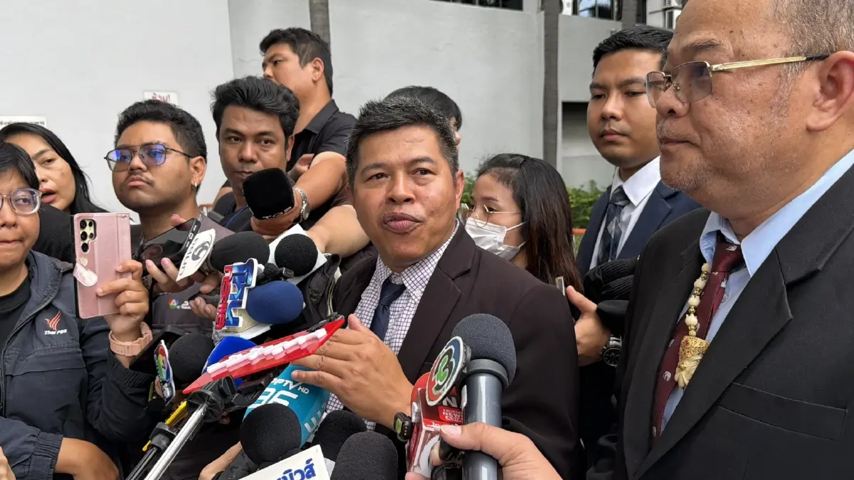 ศาลจำคุก "อภิรักษ์" คดี Forex-3D 4.9 หมื่นปี ยกฟ้อง "พิ้งกี้" และครอบครัว