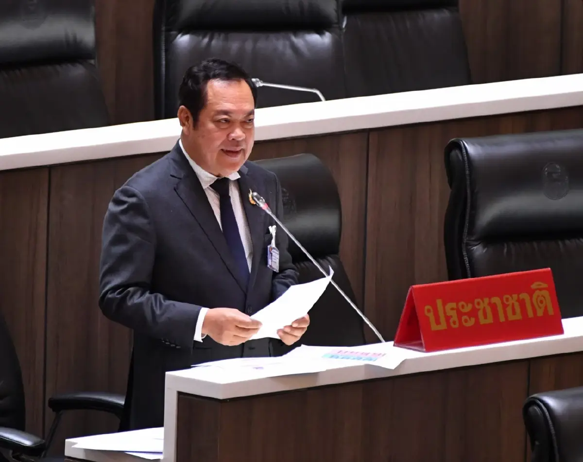 พ.ต.อ.ทวร สอดส่อง หัวหน้าพรรคประชาชาติ