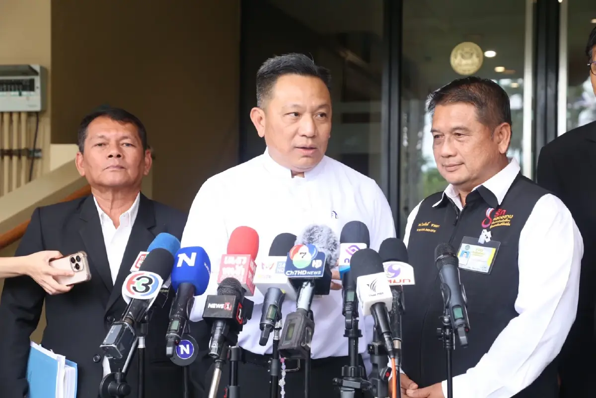 นิรัตน์ พงษ์สิทธิถาวร รองปลัดกระทรวงมหาดไทย ในฐานะรักษาราชการแทน อธิบดีกรมส่งเสริมการปกครองท้องถิ่น(สถ.) 