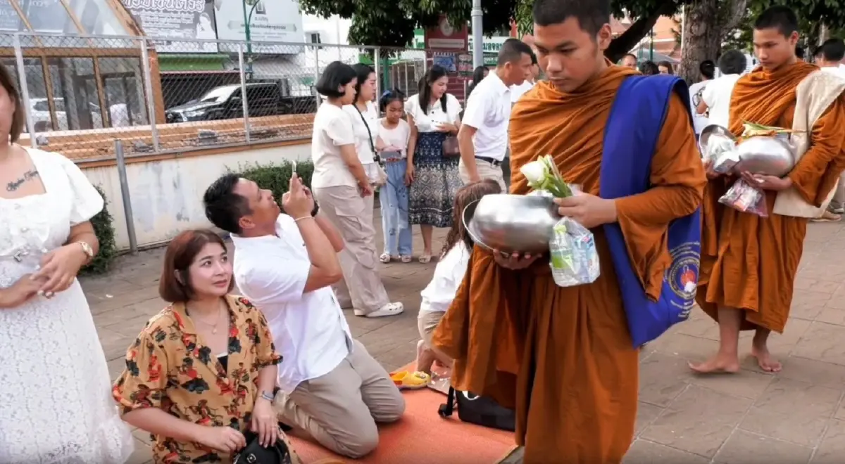 สืบสวนความจริง! ชะตากรรม "ไทยพุทธ" ชายแดนใต้ เหลือไม่ถึง 5 หมื่นคน - วิถีเปลี่ยนพระงดบิณฑบาต โจทย์ใหญ่รัฐบาล
