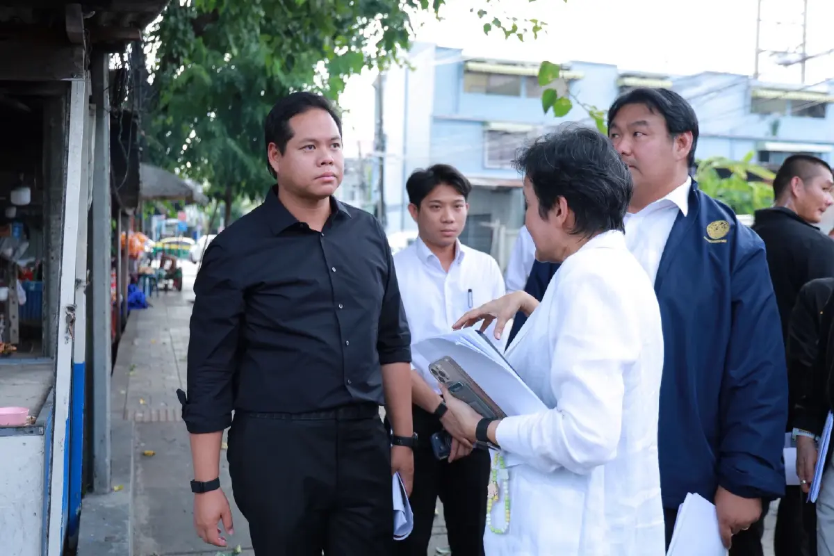 นายสรรเพชญ บุญญามณี รัฐมนตรีช่วยว่าการกระทรวงคมนาคม