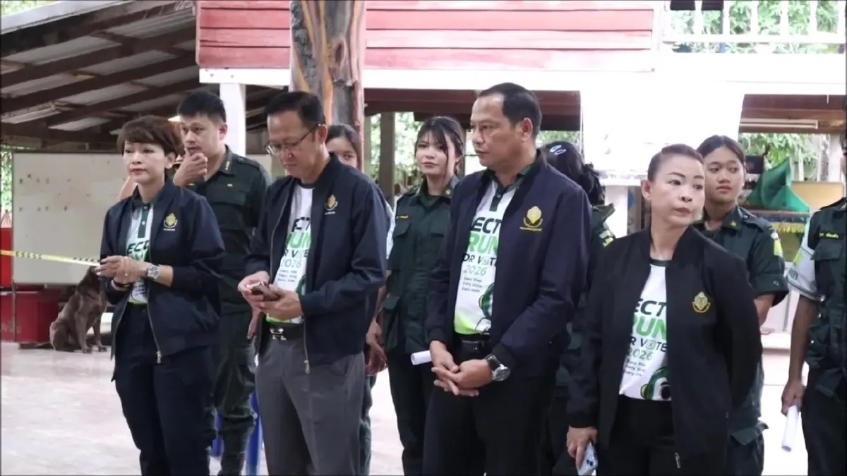 เลือกตั้งซ่อม สส.อุดรธานี เขต 3 คึกคัก! หนุ่มวัย 19 ปี ตื่นเช้ามาใช้สิทธิคนแรก กกต. เผย รู้ผลอย่างไม่เป็นทางการไม่เกิน 2 ทุ่ม