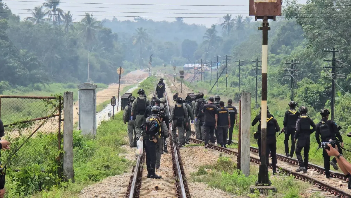 ด่วน! รวบผู้ต้องสงสัยป่วนนราฯ 1 ราย - เร่งกู้รางรถไฟโดนบึ้ม