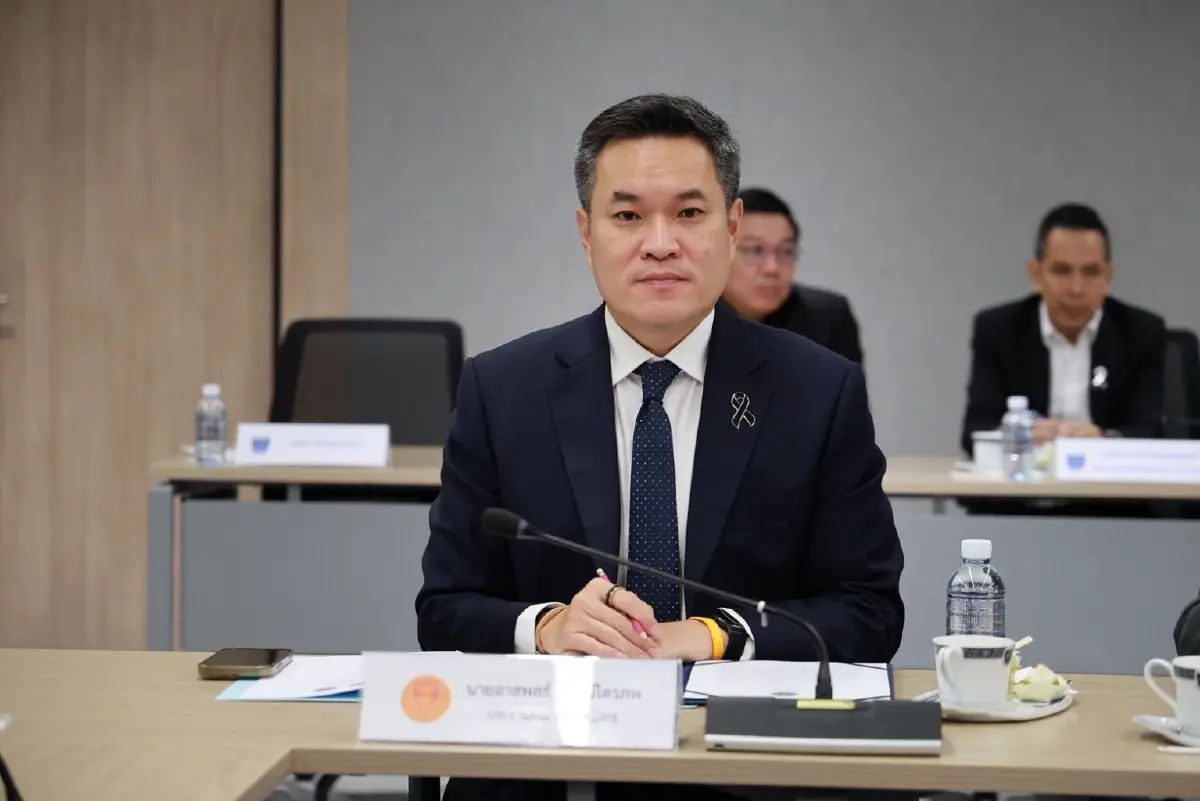 นายอาสพลธ์ สรรณ์ไตรภพ สส.ศรีสะเกษ พรรคภูมิใจไทย ในฐานะประธานคณะกรรมาธิการการป้องกันและปราบปรามการทุจริตประพฤติมิชอบ(กมธ.ป.ป.ช.) 