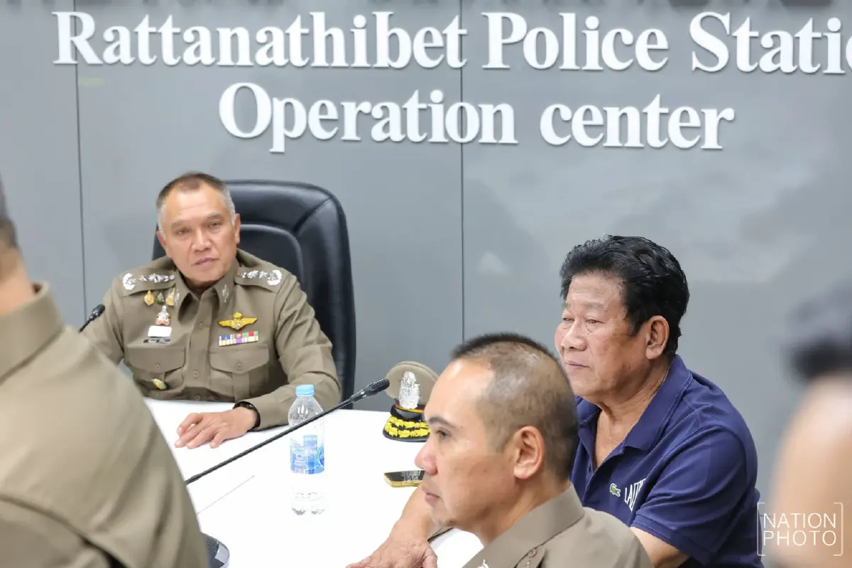 โซเชียลวิจารณ์ยับ "ฉลอง" นั่งชิลสูบบุหรี่ สัมภาษณ์เปิดใจ