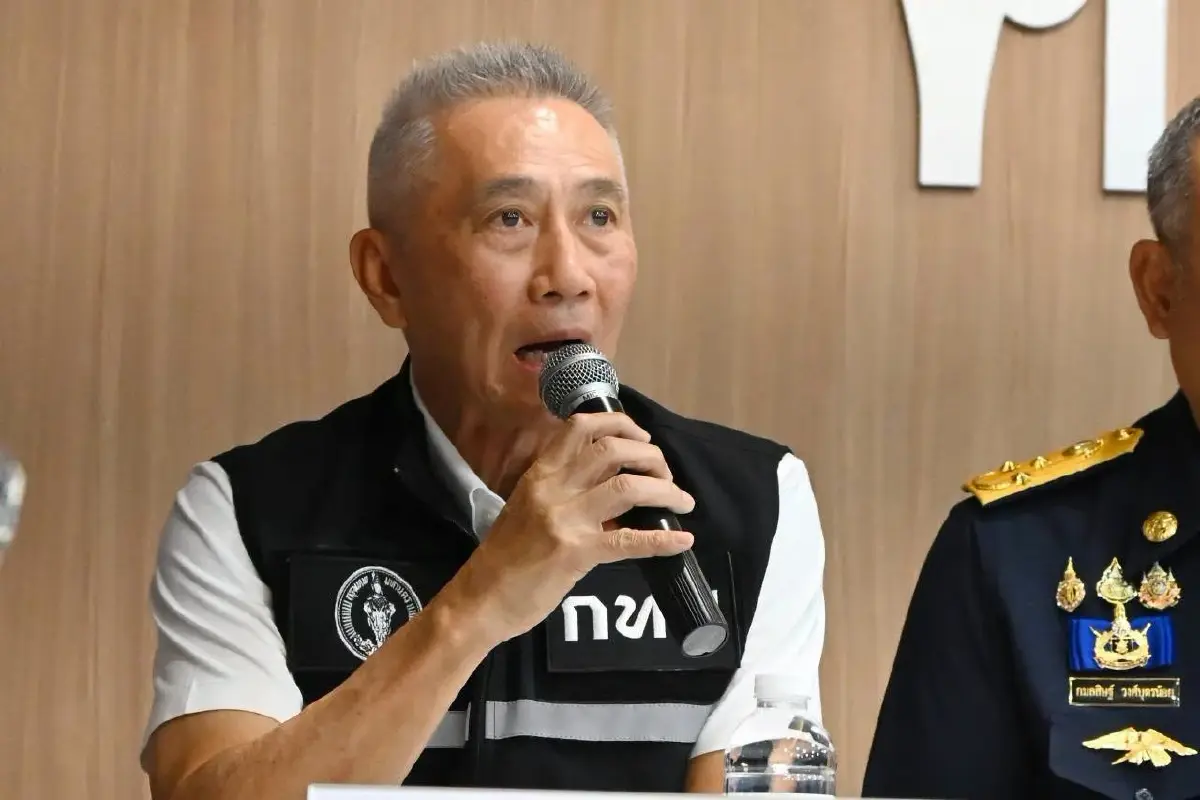 พล.ต.อ.อดิศร์ งามจิตสุขศรี ที่ปรึกษาของผู้ว่าราชการกรุงเทพมหานคร