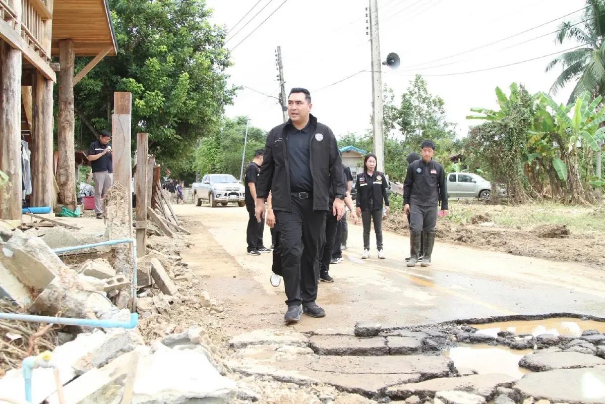 'วัชระพล' ลุยปัว จ.น่าน เร่งสำรวจน้ำท่วม เยียวยาเกษตรกร