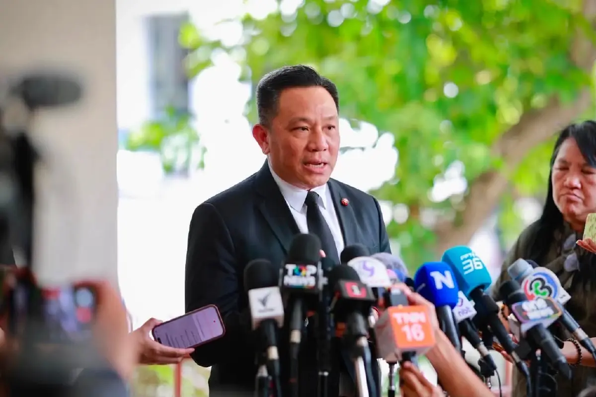 “นิรัตน์” เผย ส่ง 5,925 รายชื่อให้ ป.ป.ช.-ตำรวจ ฟันอาญาทุจริตสอบท้องถิ่น! รับมีคนใน สถ.เอี่ยวขบวนการ