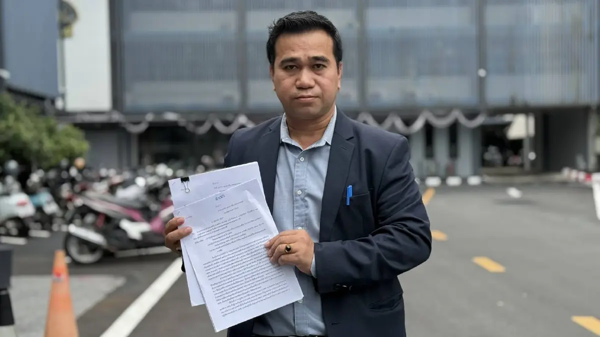 ด่วน! "ทนายขวัญไชย" แจ้งความเอาผิด "ประธาน กสทช.-พวก" ผิด ม.157 ปม "ยื้อเก้าอี้" (มีคลิป)