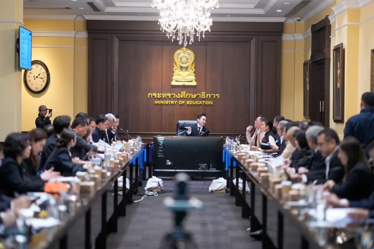 "ยศชนัน" ดันแผนความปลอดภัยโรงเรียน 90 วัน ค้นกระเป๋าเด็กกลุ่มเสี่ยง
