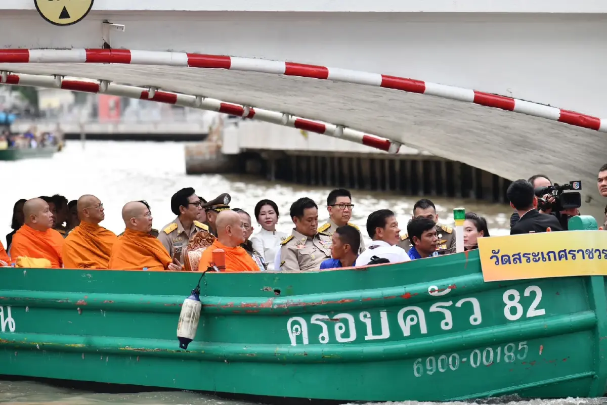 นายกฯ อนุทิน ล่องคลองรัตนโกสินทร์ พระ 120 รูป ฟื้นฟูเมืองยั่งยืน