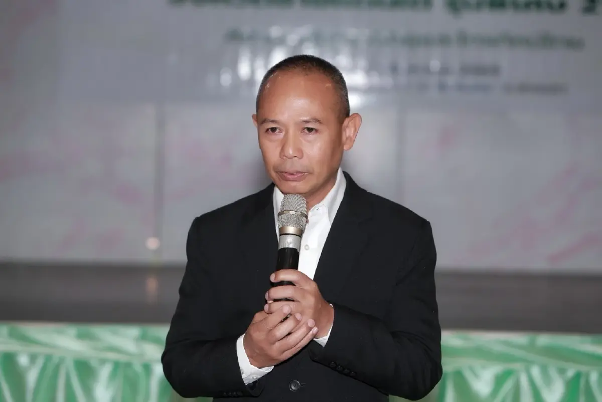  พลตรี ชาคริต อุจะรัตน รองแม่ทัพภาคที่ 4