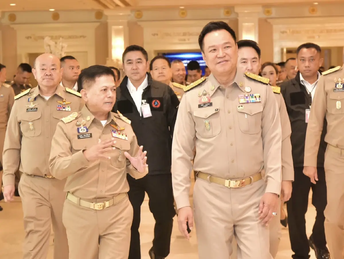 "นายกฯ" สั่งยกเลิกด่วนปม "เกาะพะงัน" แจก "ปืนลูกซอง" งานเลี้ยง "กำนัน-ผู้ใหญ่บ้าน" ชี้ ตกใจเหตุยิงงาน "ชิม ช้อป ใช้" โคราช