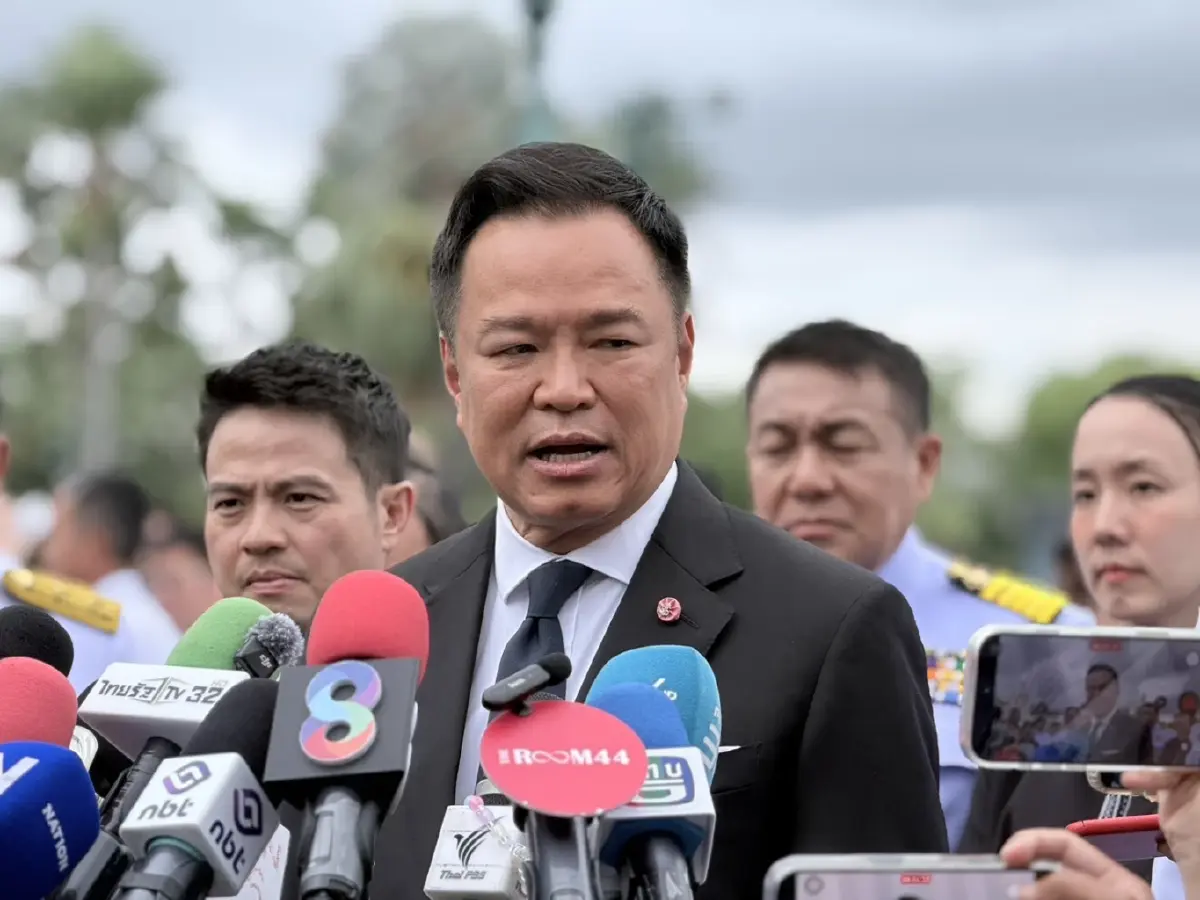 นายอนุทิน ชาญวีรกูล นายกรัฐมนตรี และรัฐมนตรีว่าการกระทรวงมหาดไทย 