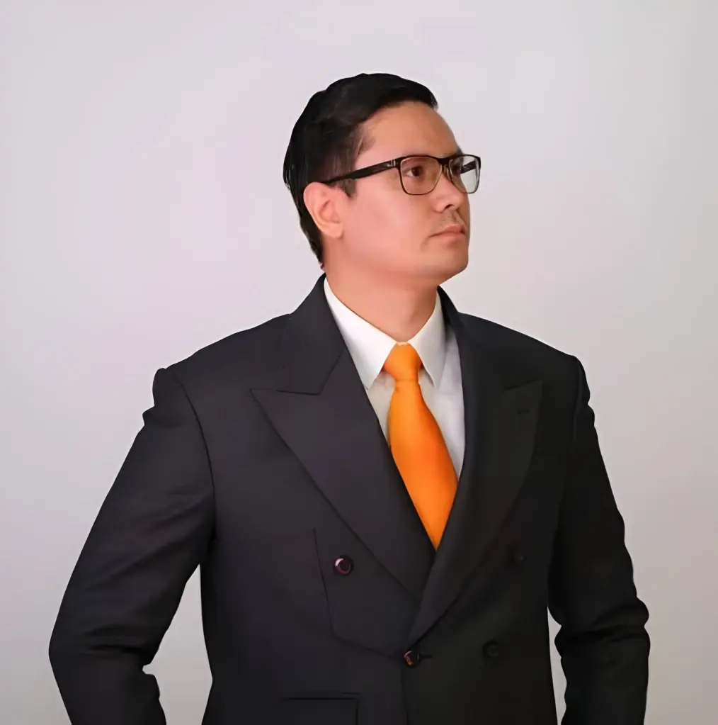 นายรังสิมันต์ โรม