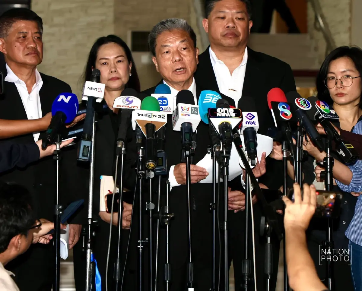 "หมอสุภัทร" จับพิรุธ "หมอสรณ" สงสัยเร่งรัด "ประชุม กสทช. 7 นัดรวด" หวั่นเซ็น "งบกองทุน USO 1.8 หมื่นล้าน" ส่อเอื้อเอกชน