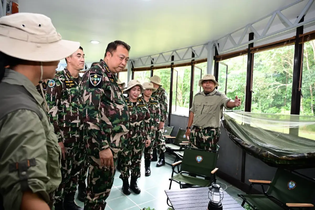 "สุชาติ" เปิด"โรงเรียนฅนเดินป่า" ยกระดับท่องเที่ยวเชิงนิเวศ