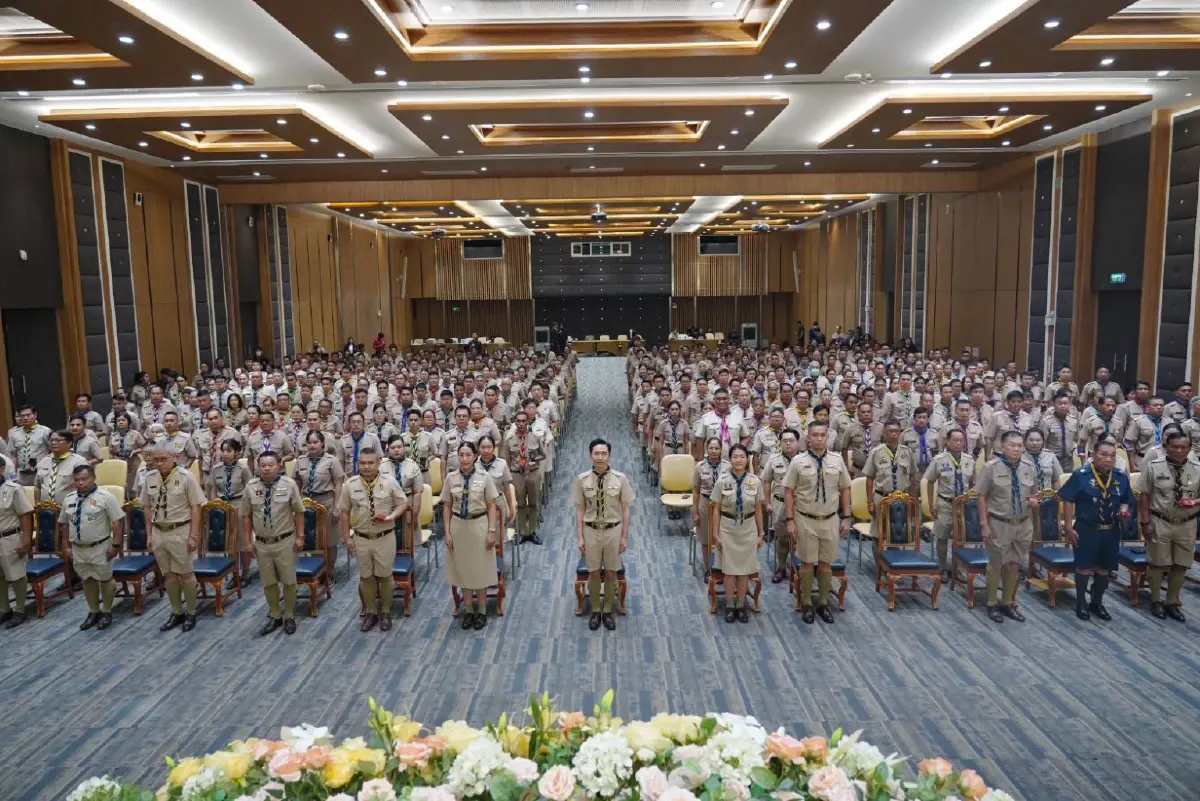 นายยศชนัน วงศ์สวัสดิ์ รองนายกฯ และ รมว.อว. 