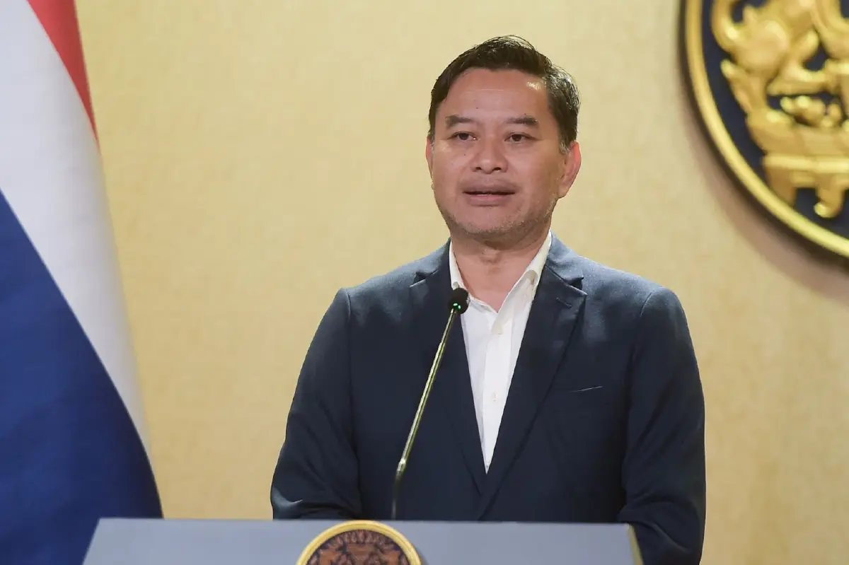 นายเอกภพ เพียรพิเศษ โฆษกรัฐบาล