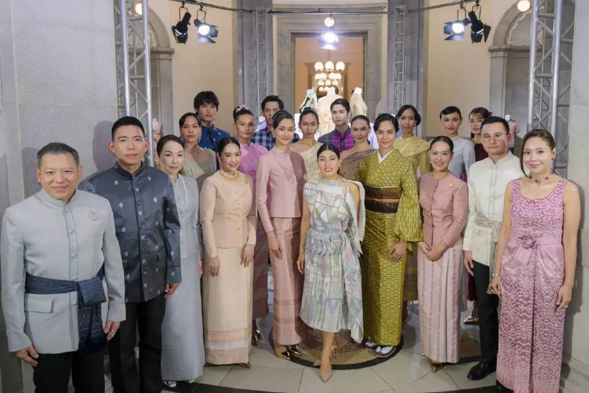 สมเด็จเจ้าฟ้าสิริวัณณวรีฯ ทรงเปิดรันเวย์ "ชุดไทยพระราชนิยม“