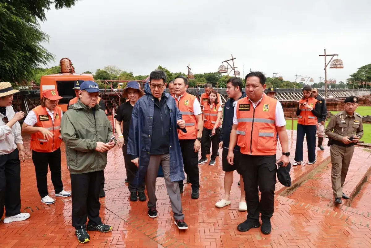 “เอกนิติ” ลงพื้นที่อยุธยา สั่งบริหารน้ำเชิงรุก–เสริมแนวป้องกันพื้นที่สำคัญ