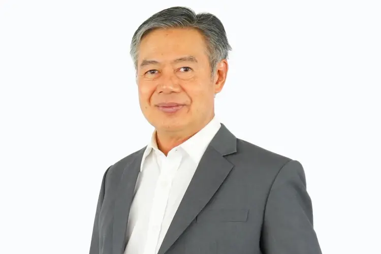 ดร.ศุภวุฒิ สายเชื้อ ประธานสภาพัฒน์ 