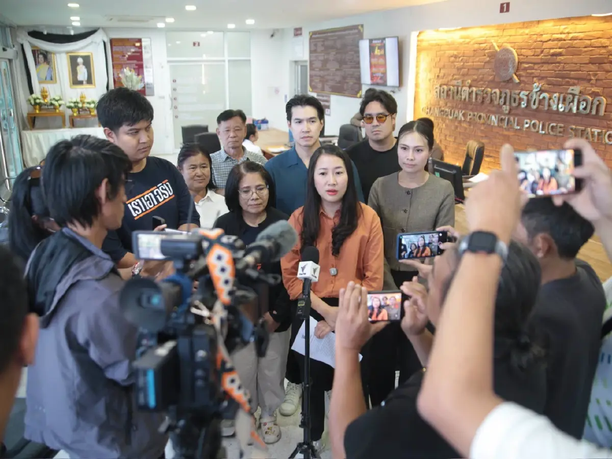 "สส.พลอย" แจ้งความ ปม เพจกุข่าวโยง "สท.ก" หลัง มท.2 บุกทลาย 2 บ่อนเชียงใหม่ยันไม่รู้จักส่วนตัว เตรียมยื่นให้ "รังสิมันต์" สอบ