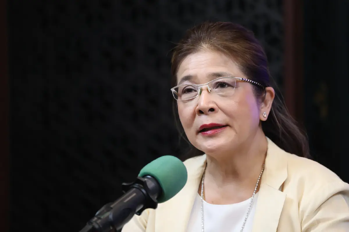  คุณหญิงสุดารัตน์ เกยุราพันธุ์