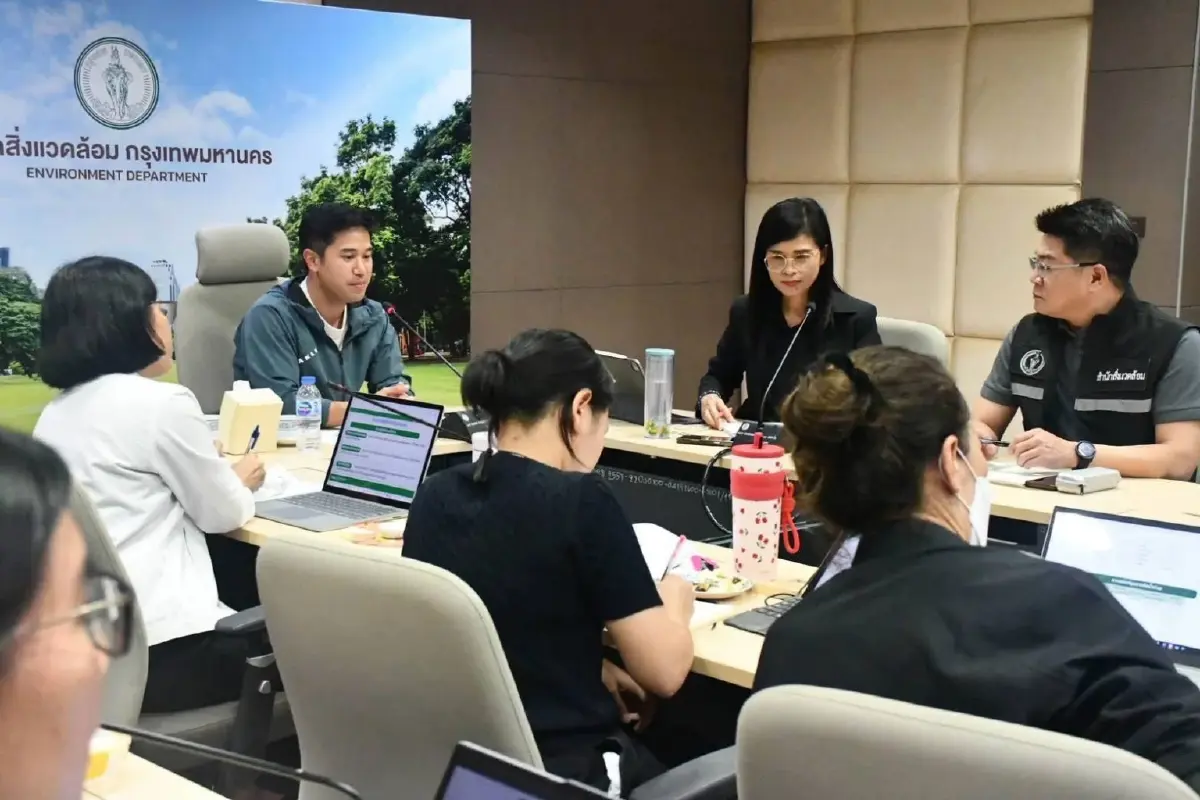 กทม. กางแผนด่วน เคลียร์ขยะน้ำท่วม 3 ระยะ ปรับแผนตามระดับน้ำ สกัดเชื้อโรค-ลุย Big Cleaning หลังน้ำลด