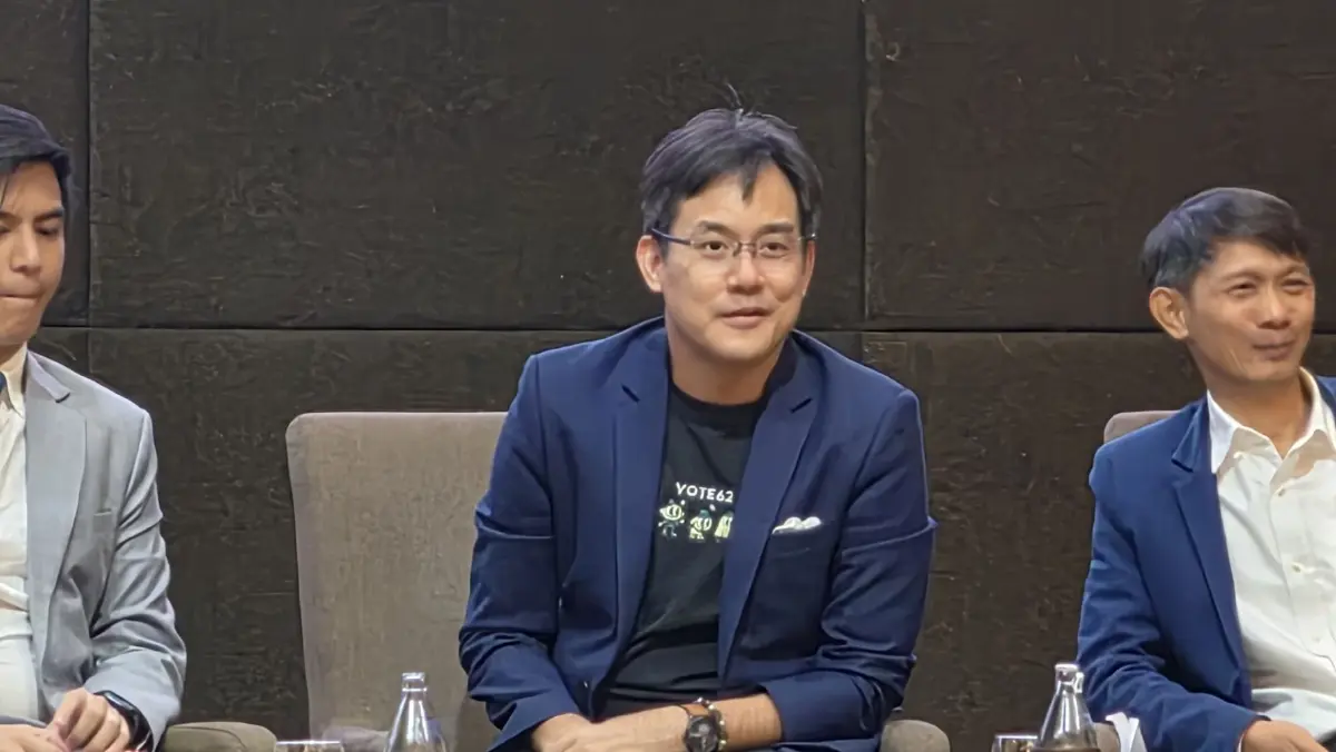 "ยิ่งชีพ" ถอดบทเรียนเลือกตั้ง 69 "รหัสซองผิด-ระบบล่ม-คะแนนปรับลด" ด้าน กกต. ยันไม่มีห้องลับแก้คะแนน