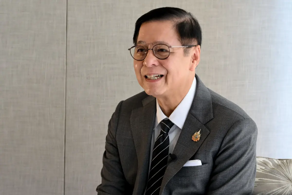 นายสีหศักดิ์ พวงเกตุแก้ว รองนายกรัฐมนตรีและรัฐมนตรีว่าการกระทรวงการต่างประเทศ